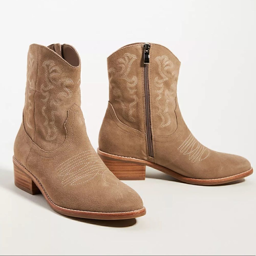 Anthropologie Silent D Zofie Suede Western Ankle Boot in Beige US 7